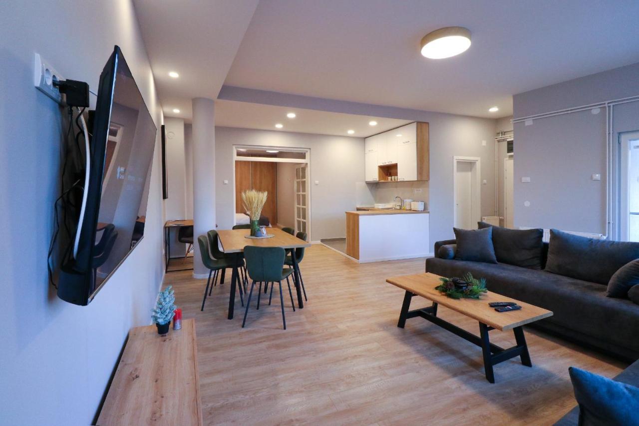 Appartement Heart Of Nis Lux Extérieur photo